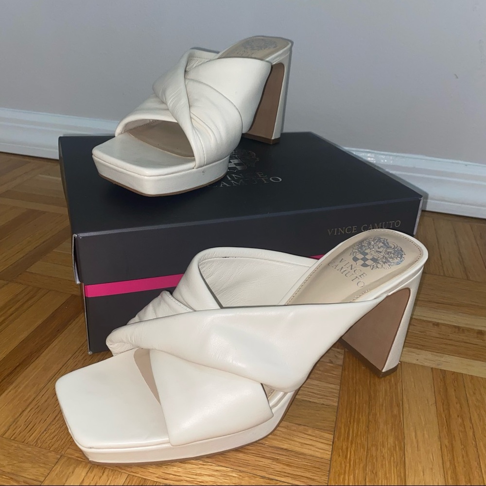 Vince Camuto Elmindi Mules (Creamy White) - Size 9
